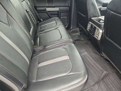 Used 2019 Ford F150 Platinum w/ Equipment Group 701A Luxury image 10