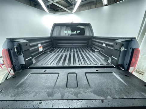 New 2026 Honda Ridgeline Black Edition image 34