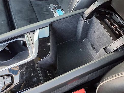 Used 2019 Volvo XC90 T5 R-Design w/ Advanced Package image 48