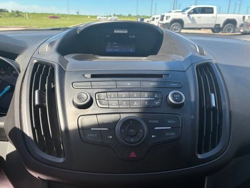 Used 2017 Ford Escape SE FWD image 25