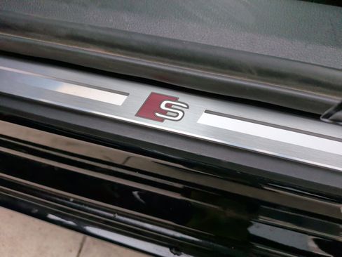 Used 2021 Audi A6 Premium Plus w/ Premium Plus Package image 42