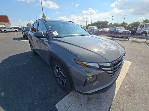 Used 2024 Hyundai Tucson SEL w/ Convenience Package FWD image 4