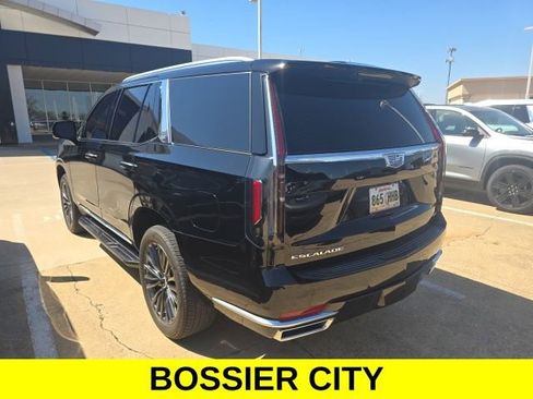 Certified 2024 Cadillac Escalade Luxury AWD/4WD image 6