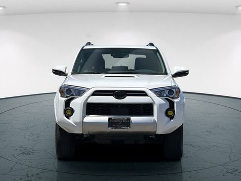 Used 2023 Toyota 4Runner TRD Off-Road Premium w/ Off Road Premium Plus Package AWD/4WD image 10