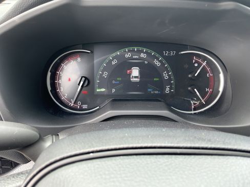 Used 2025 Toyota RAV4 XLE w/ Convenience Package image 22