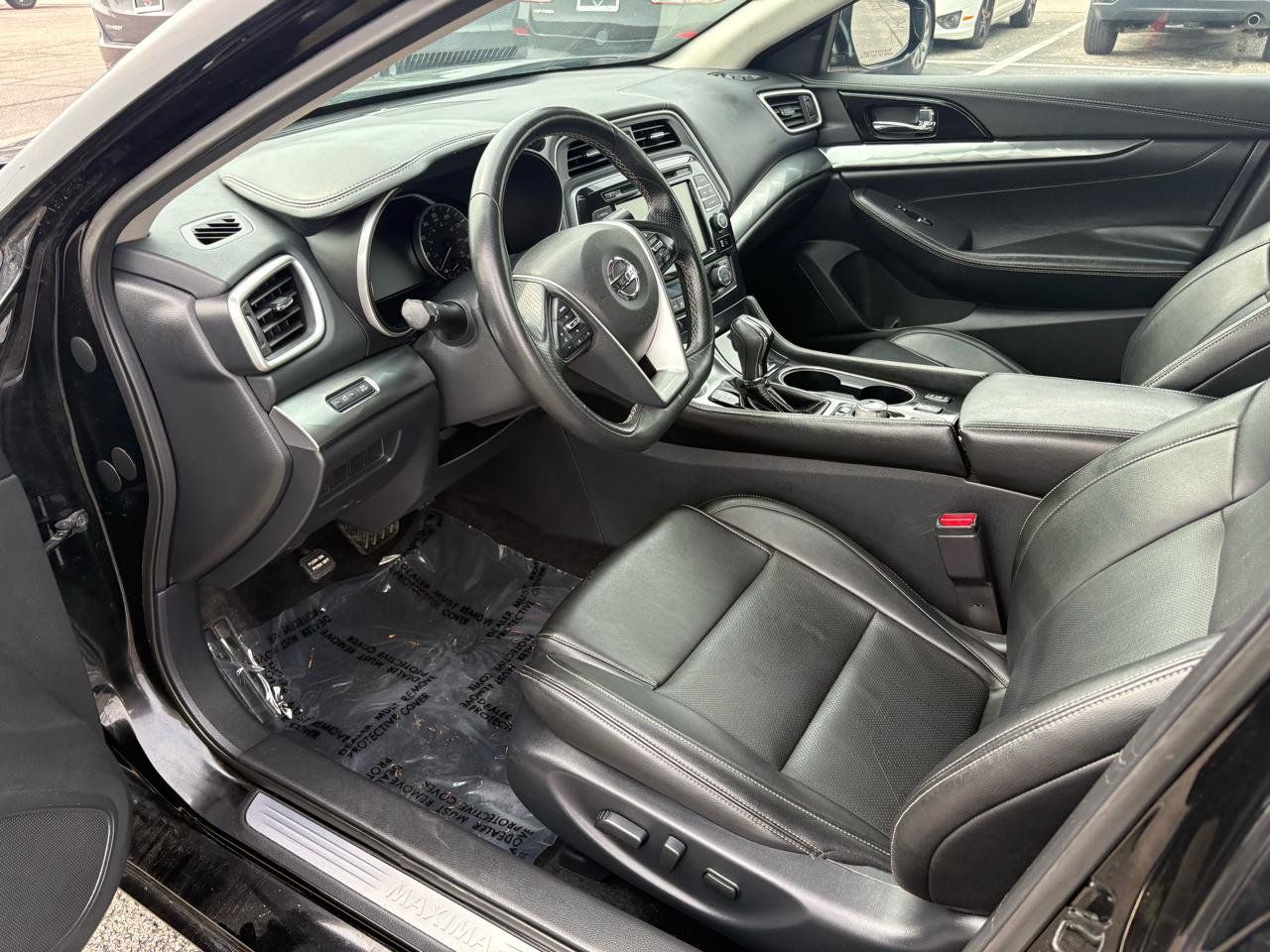 Used 2020 Nissan Maxima 3.5 SV w/ Floor Mat Group FWD image 18