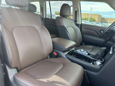 Used 2024 INFINITI QX80 Premium Select w/ Cargo Package AWD/4WD image 15