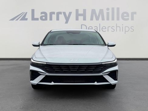 New 2026 Hyundai Elantra SE FWD image 12