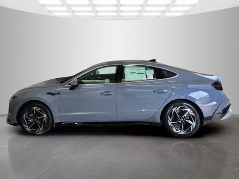 New 2026 Hyundai Sonata SEL FWD image 4