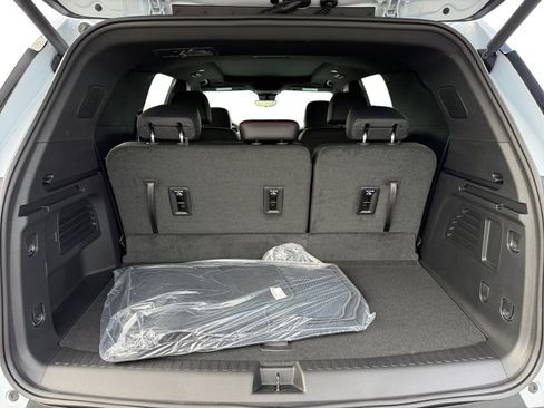 New 2026 Chevrolet Traverse Z71 w/ Enhanced Driving Package image 17