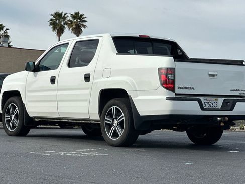 Used 2013 Honda Ridgeline Sport image 3