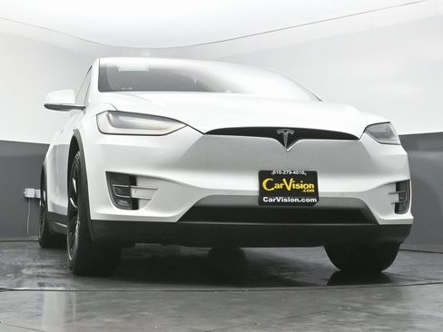 Used 2020 Tesla Model X Long Range image 54