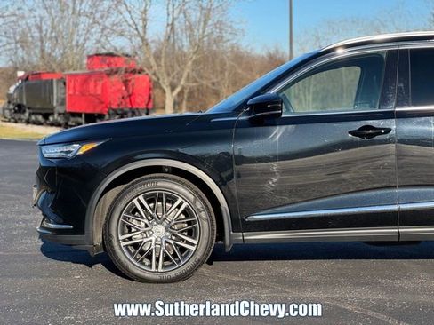 Used 2024 Acura MDX SH-AWD w/ Advance Package image 9
