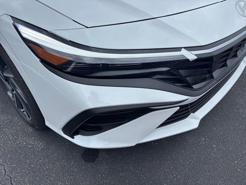 Certified 2025 Hyundai Elantra Sport FWD image 24