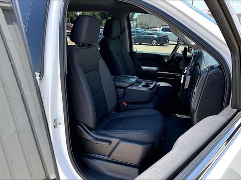 Used 2022 GMC Sierra 2500 SLE w/ SLE Convenience Package AWD/4WD image 9