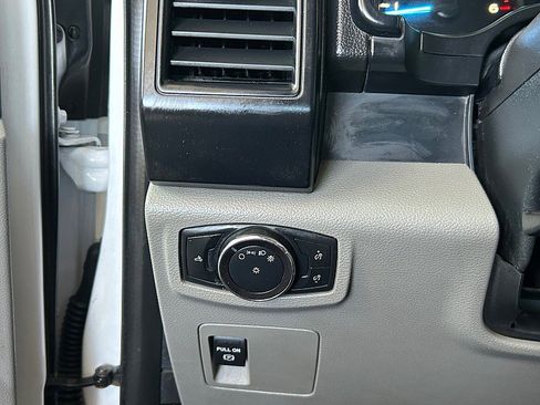 Used 2018 Ford F150 XL w/ XL Power Equipment Group AWD/4WD image 27