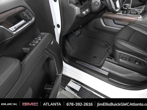 New 2026 GMC Sierra 1500 SLT w/ SLT Premium Package image 6