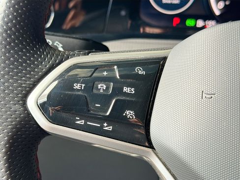 Used 2024 Volkswagen GTI S image 31