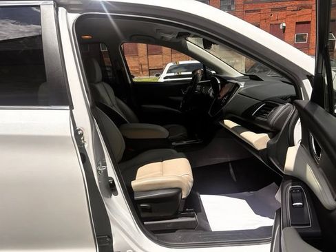 Used 2024 Subaru Ascent Limited AWD/4WD image 14