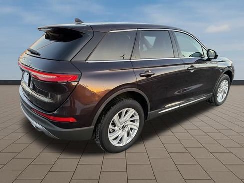 Certified 2023 Lincoln Corsair AWD image 6