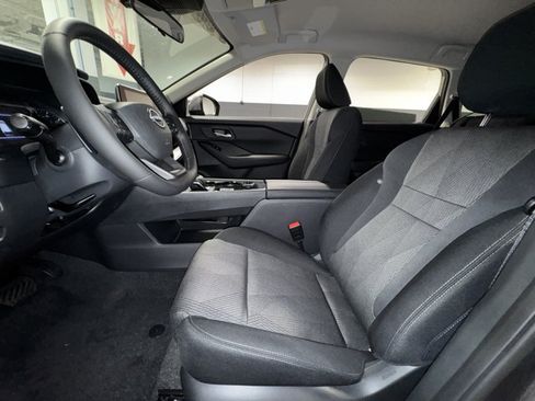 New 2026 Nissan Rogue SV AWD/4WD image 16