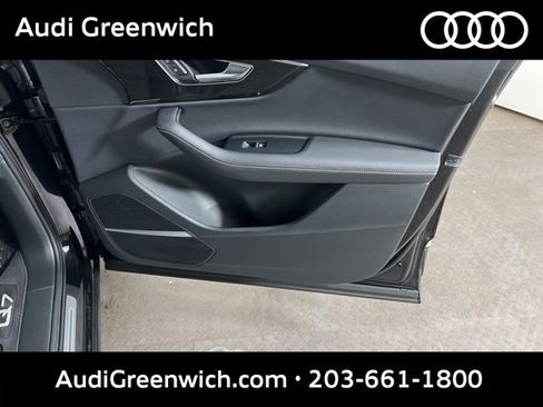 Used 2025 Audi Q7 3.0T Premium Plus w/ Premium Plus Package AWD/4WD image 11
