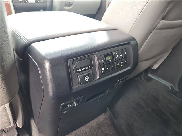 Used 2012 Toyota Sequoia Platinum AWD/4WD image 19