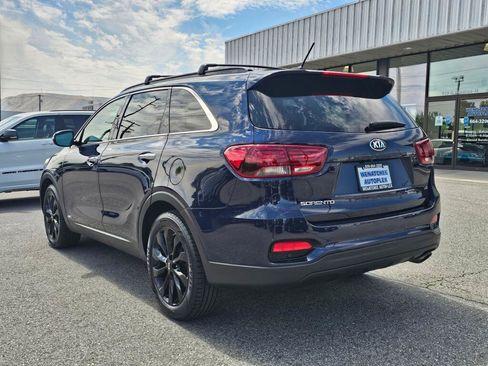 Used 2019 Kia Sorento S AWD/4WD image 3