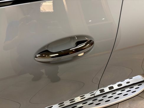 New 2027 Mercedes-Benz GLC 300 4MATIC image 11