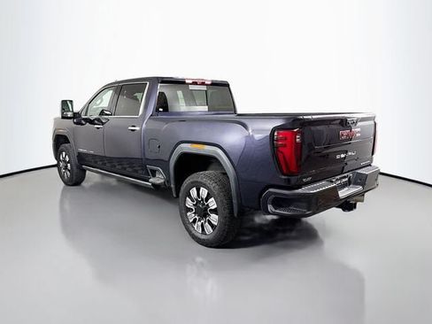 Used 2024 GMC Sierra 2500 Denali w/ Denali Reserve Package AWD/4WD image 6