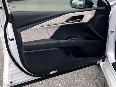 New 2026 Toyota Camry XLE image 10