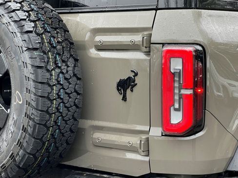 New 2025 Ford Bronco Outer Banks image 5