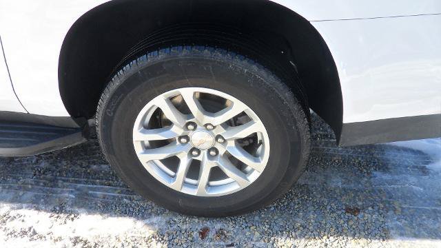 Used 2024 Chevrolet Suburban LT AWD/4WD image 7