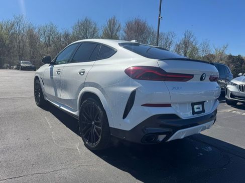 New 2026 BMW X6 xDrive40i image 3