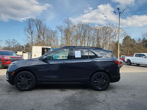 Used 2023 Chevrolet Equinox RS image 2