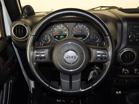 Used 2011 Jeep Wrangler Unlimited Sport image 7
