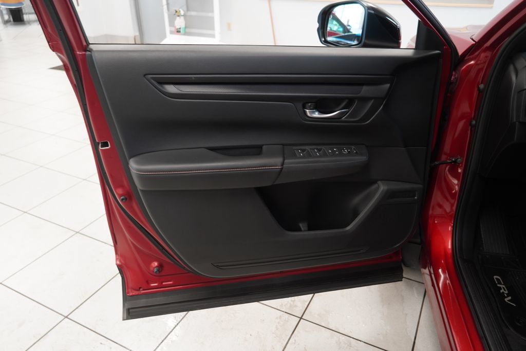 Used 2024 Honda CR-V Sport image 6