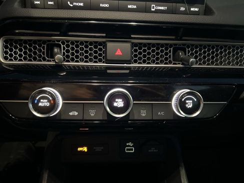 Used 2022 Honda Civic LX image 17