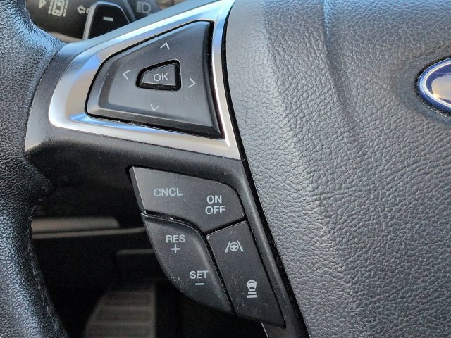 Used 2019 Ford Edge Titanium w/ Equipment Group 301A AWD/4WD image 26