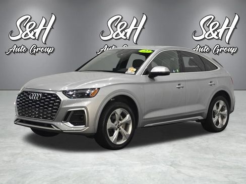 Used 2022 Audi Q5 2.0T Premium Plus w/ Premium Plus Package AWD/4WD image 16