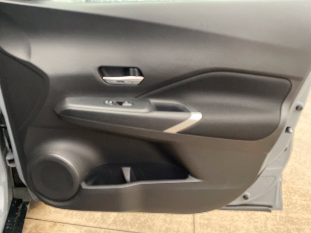 Used 2023 Nissan Kicks SV w/ Interior Electronics Package FWD image 26