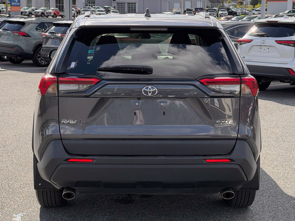 Certified 2024 Toyota RAV4 XLE w/ Convenience Package FWD image 4
