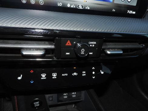 Certified 2026 Nissan Kicks SR w/ SR Premium Package FWD image 26