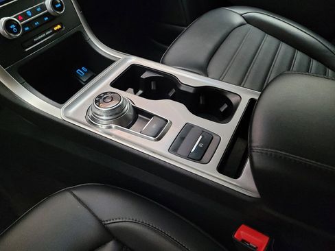 Used 2024 Ford Edge SEL image 26