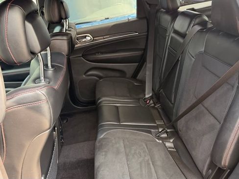 Used 2017 Jeep Grand Cherokee Trailhawk AWD/4WD image 11