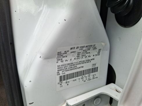 Used 2010 Ford F350 4x4 Crew Cab Super Duty image 27
