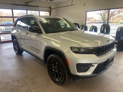 New 2025 Jeep Grand Cherokee Altitude