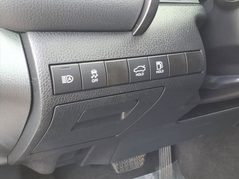 Certified 2023 Toyota Camry SE image 19