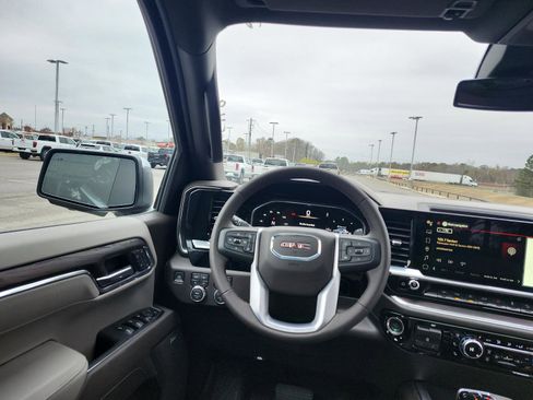 New 2026 GMC Sierra 1500 SLT w/ SLT Premium Plus Package image 13