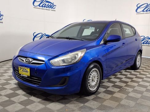 Used 2014 Hyundai Accent GS image 3